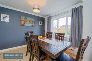 Dining Room- click for photo gallery